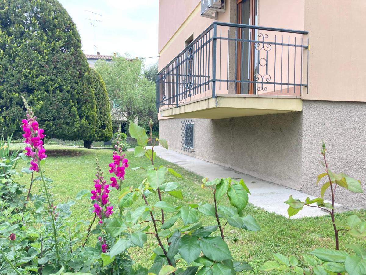 Garda Art&Lake Peschiera del Garda Exterior foto